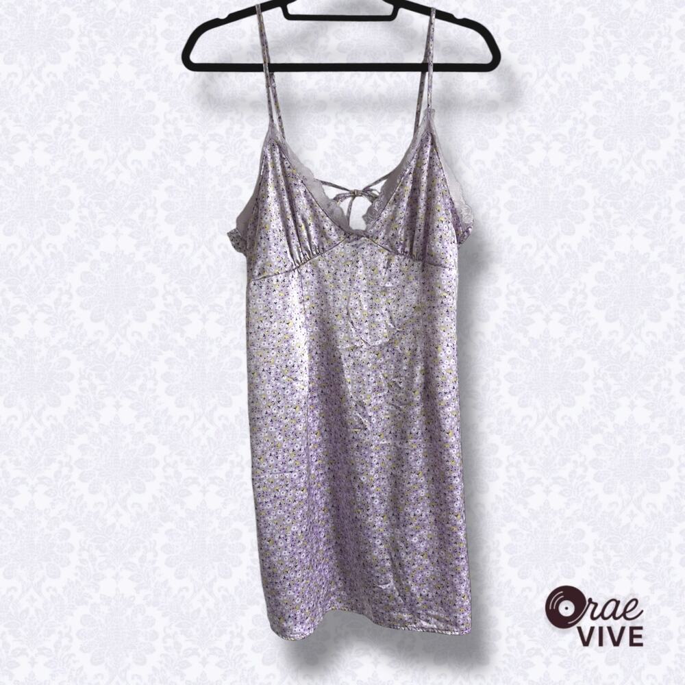 H&M DIVIDED Lavender Floral Satin Slip Dress Women's Size M